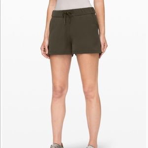 Lululemon On The Fly Short